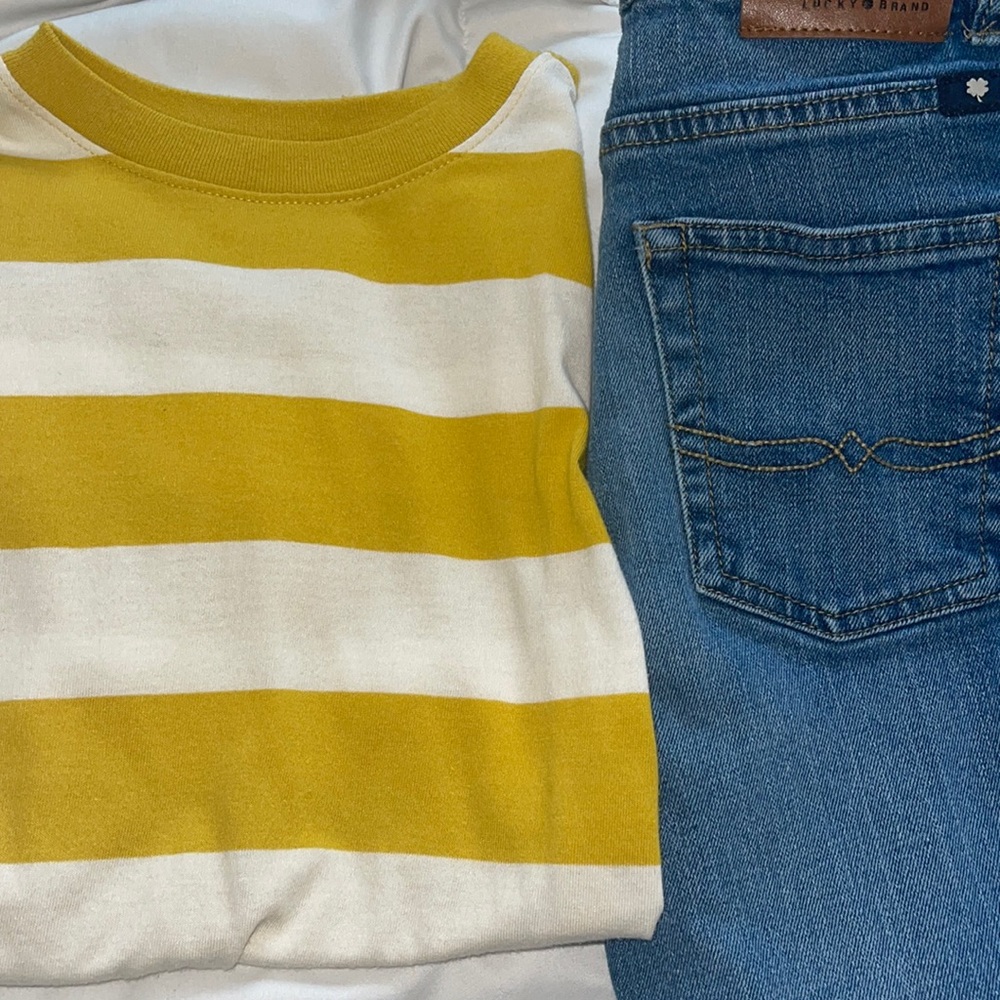 Boys lucky brand jeans size 7 with yellow t shirt